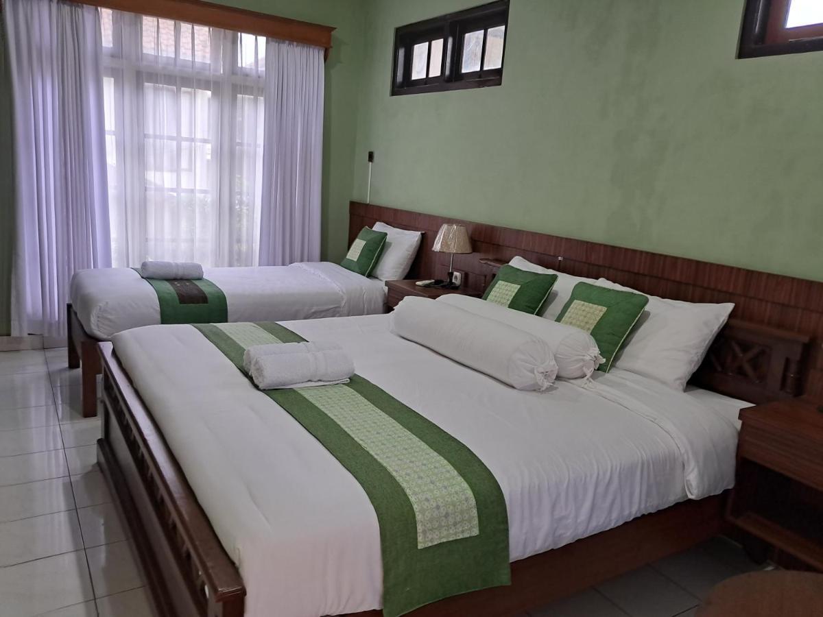 Griya Jene Homestay Syariah Ngabean Экстерьер фото