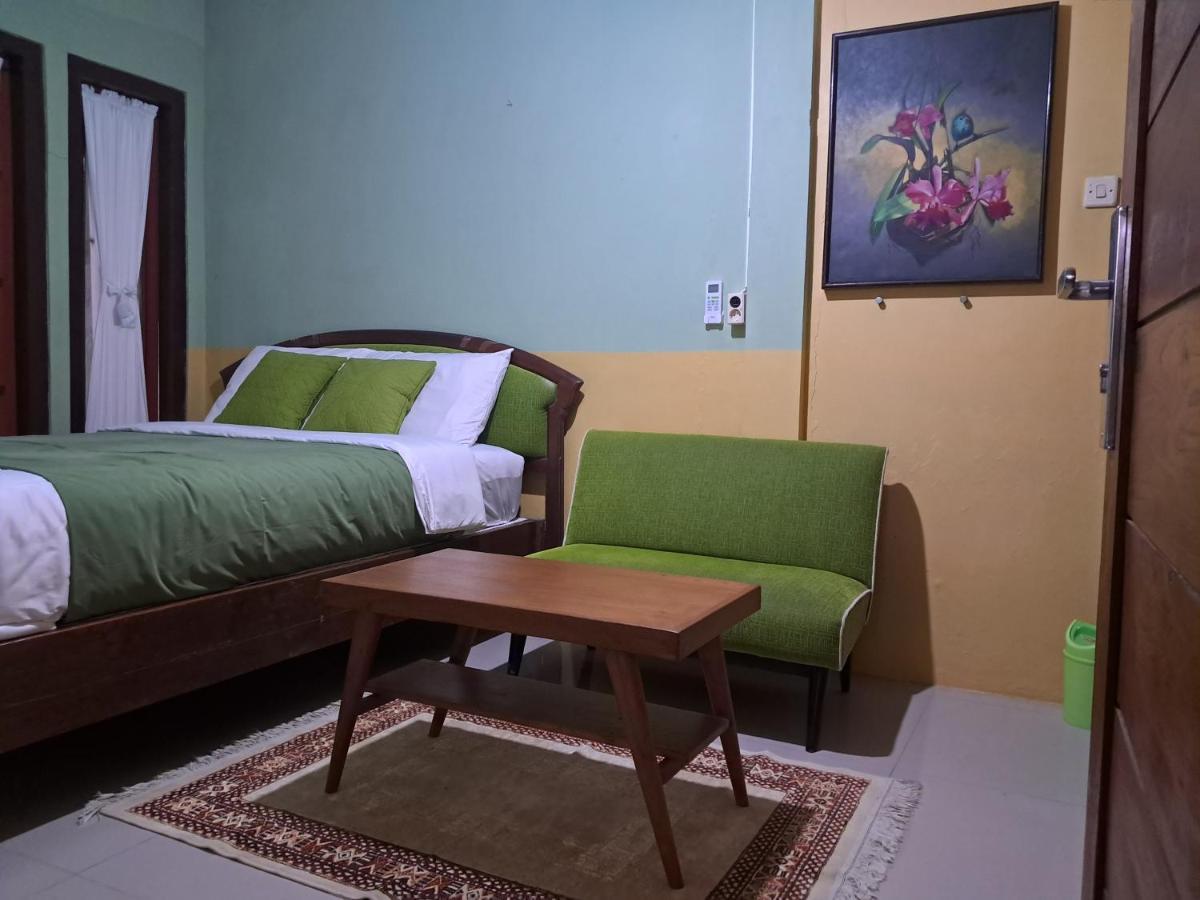 Griya Jene Homestay Syariah Ngabean Экстерьер фото