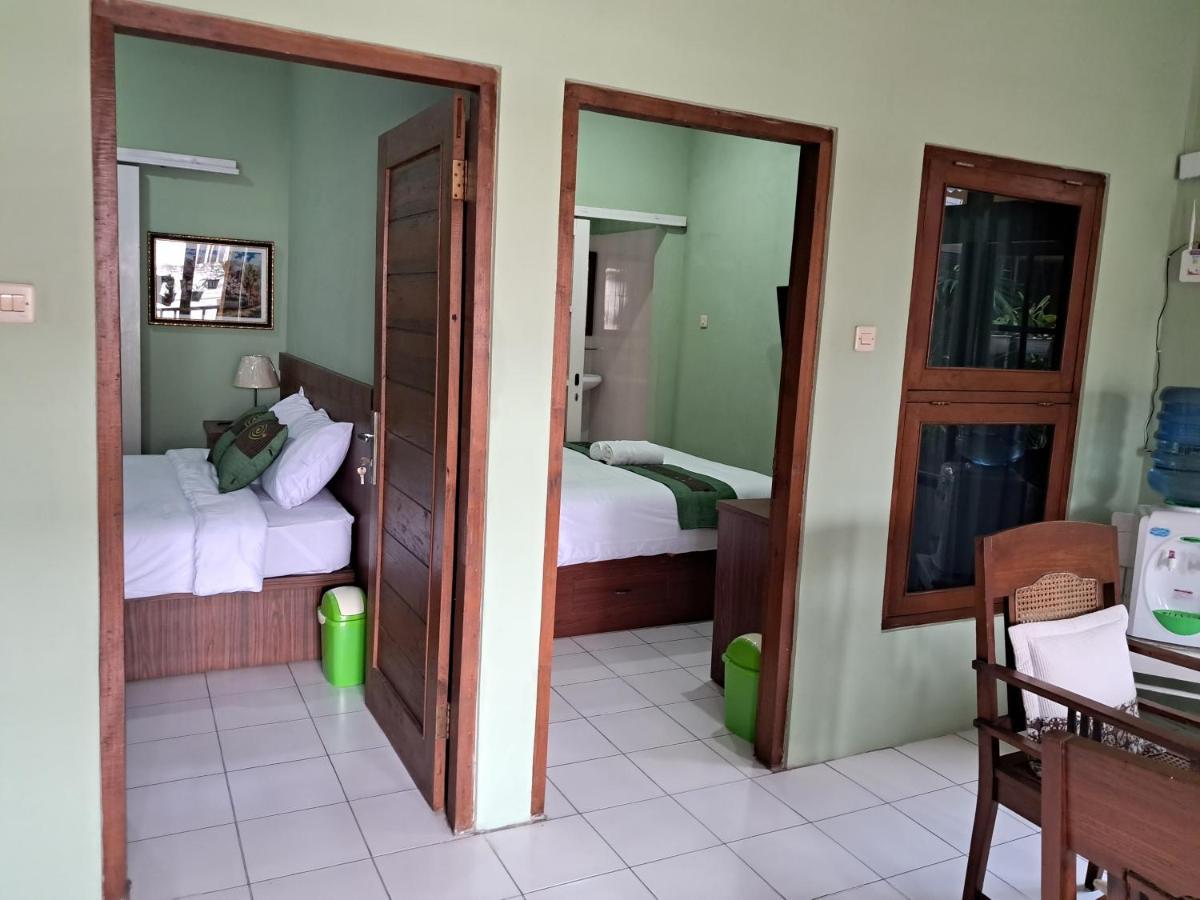 Griya Jene Homestay Syariah Ngabean Экстерьер фото