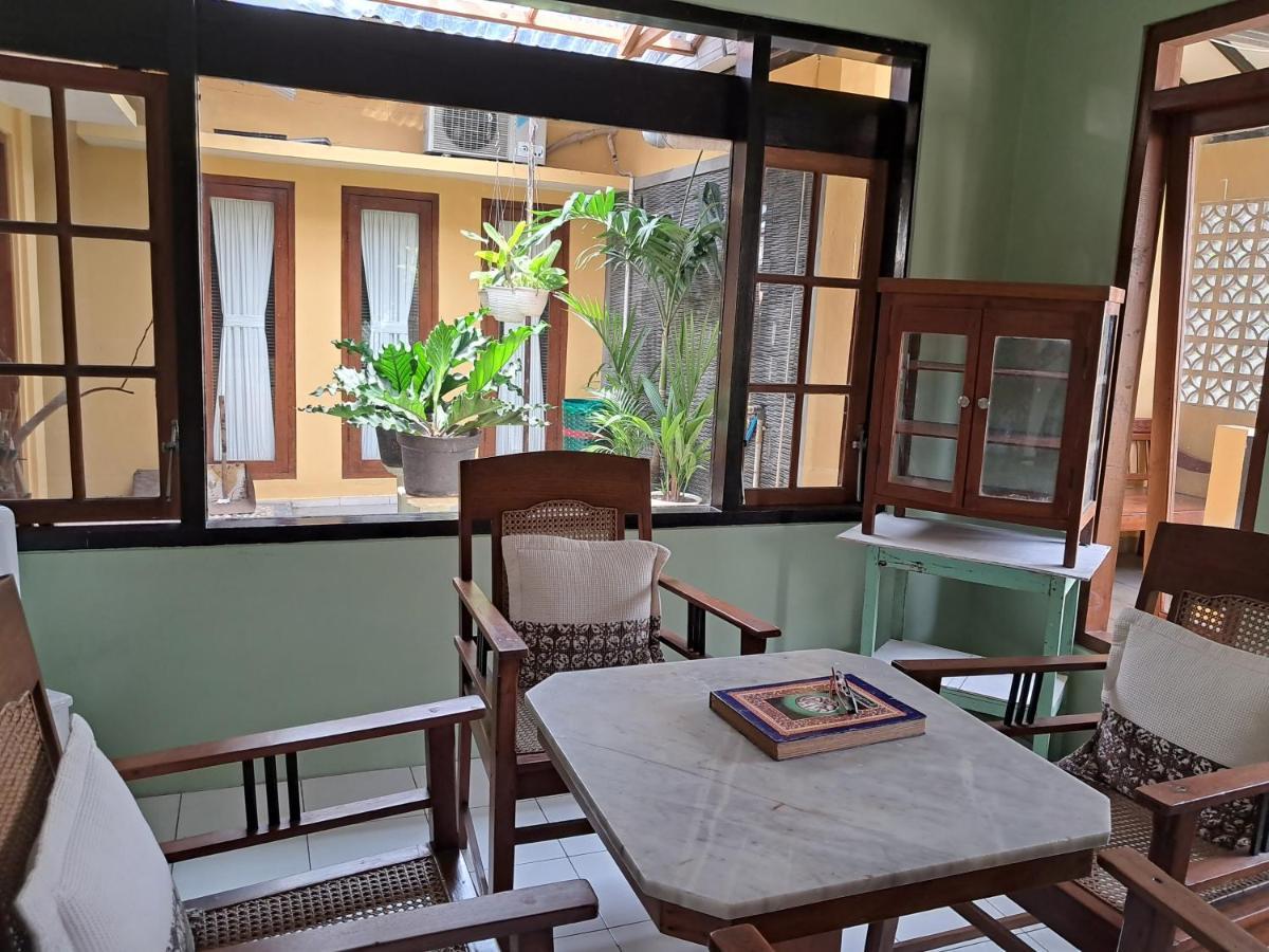 Griya Jene Homestay Syariah Ngabean Экстерьер фото